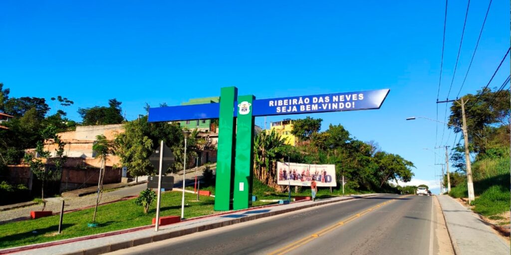 Natação em Ribeirão das Neves