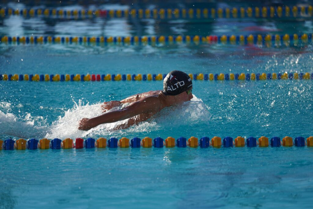 Técnica Passo a Passo do Nado Borboleta