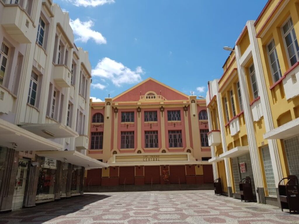 Natação em Juiz de Fora Seu Guia Completo para Aulas e Benefícios da Natação