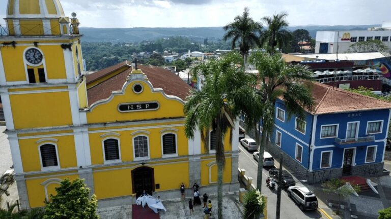 Natação em Itapecerica da Serra Seu Guia Completo para Aulas e Bem-Estar Aquático